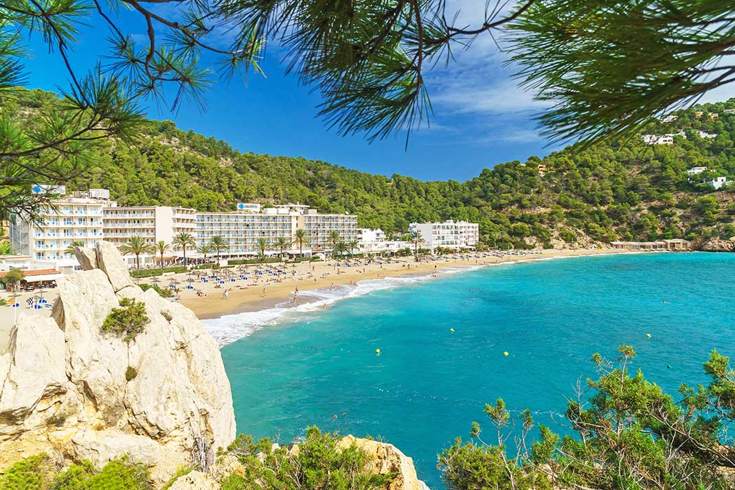 Hotels an der Cala Sant Vicente auf Ibiza