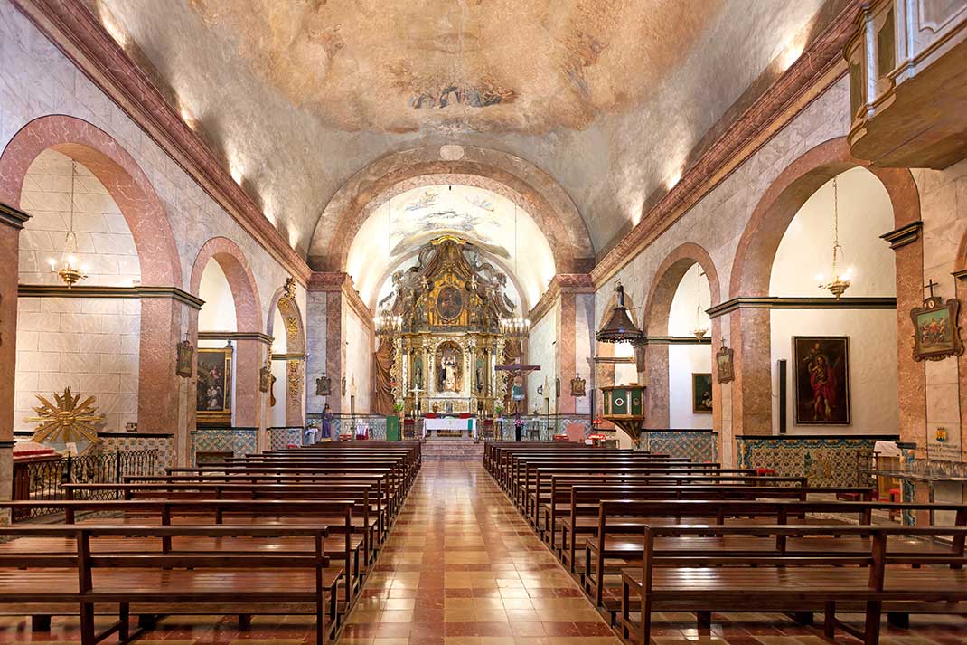 Die Kirche Santo Domingo auf Ibiza