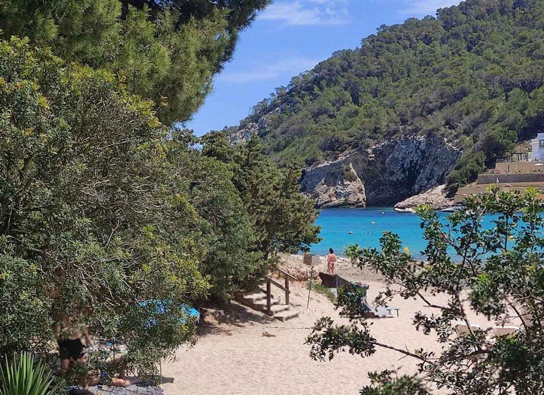 Cala Llonga_IbizaHEUTE