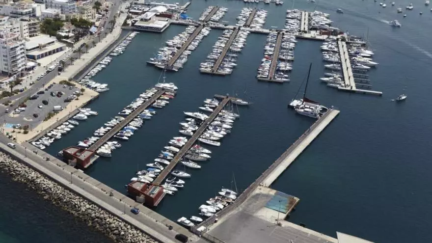 sant-antoni-hafen-foto-portsIB