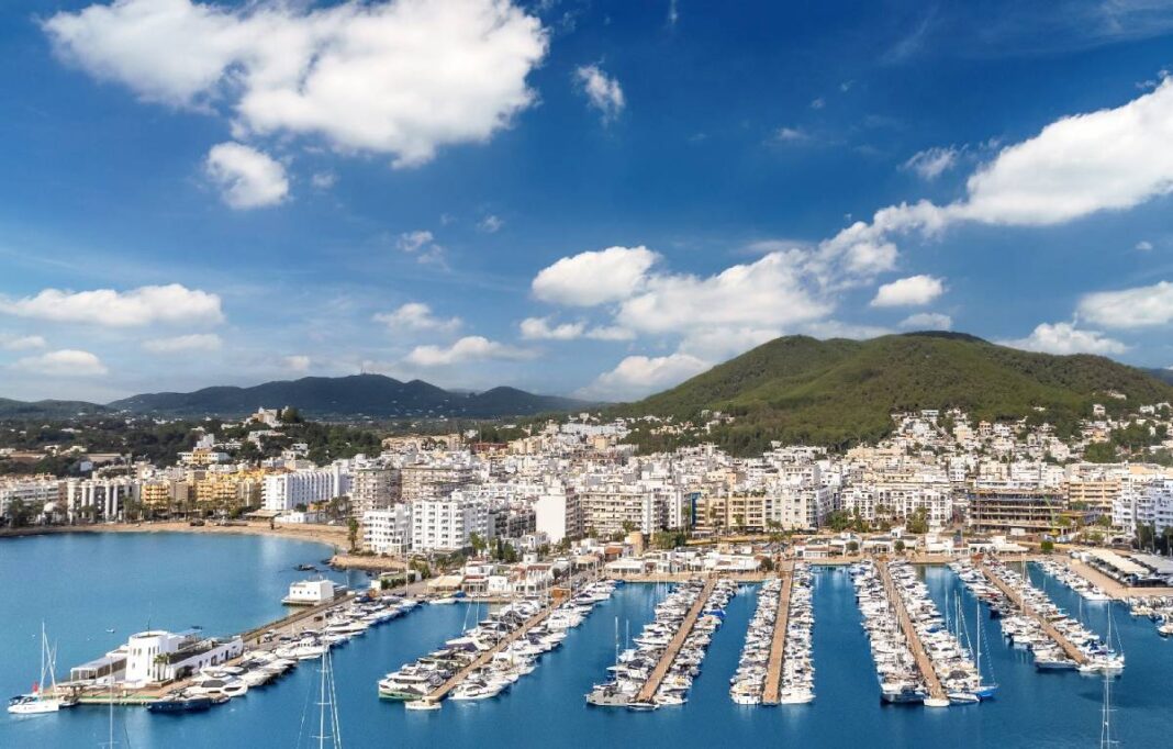 kl-santa-eularia-wohnbauten-yachthafen-eichhorn