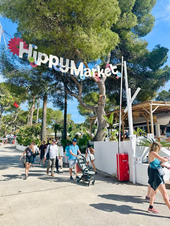 ibiza-heute-hippymarket-puntarabi-escanar-2025-21.38.51
