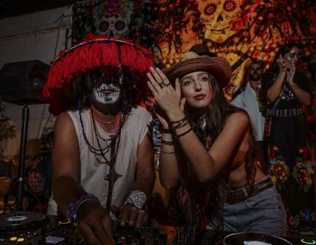 ibizaheute-halloween--akasha-lasdalias-namaste
