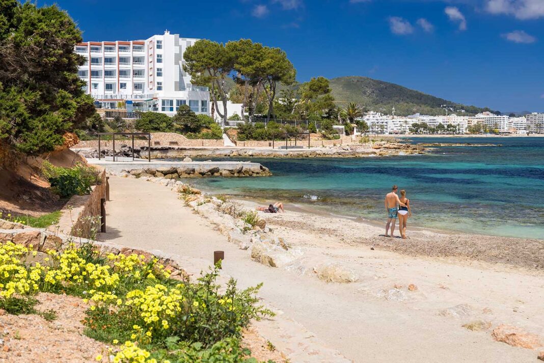 Siesta auf Ibiza. Foto: IbizaHEUTE/Rüdiger Eichhorn