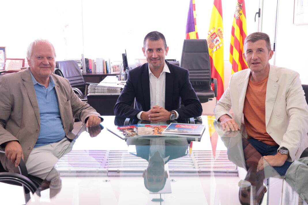 Exklusiv-Interview-Bürgermeister-Sant-Antoni-Marcos-Serra-August-Ausgabe-Ibiza-IbizaHEUTE