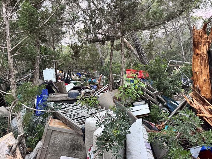 Müll_illegale Cala Mastella
